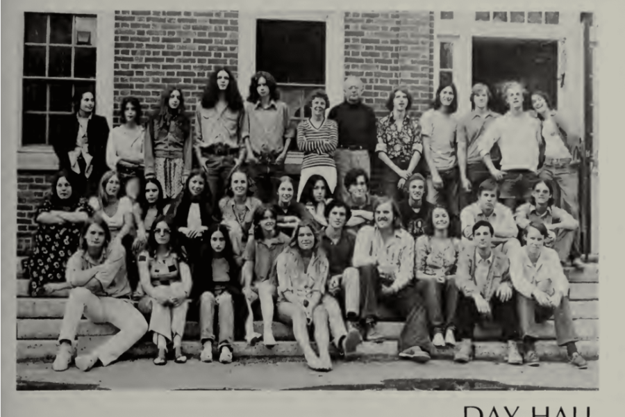 black-and-white photo of a group of students in front of Day Hall